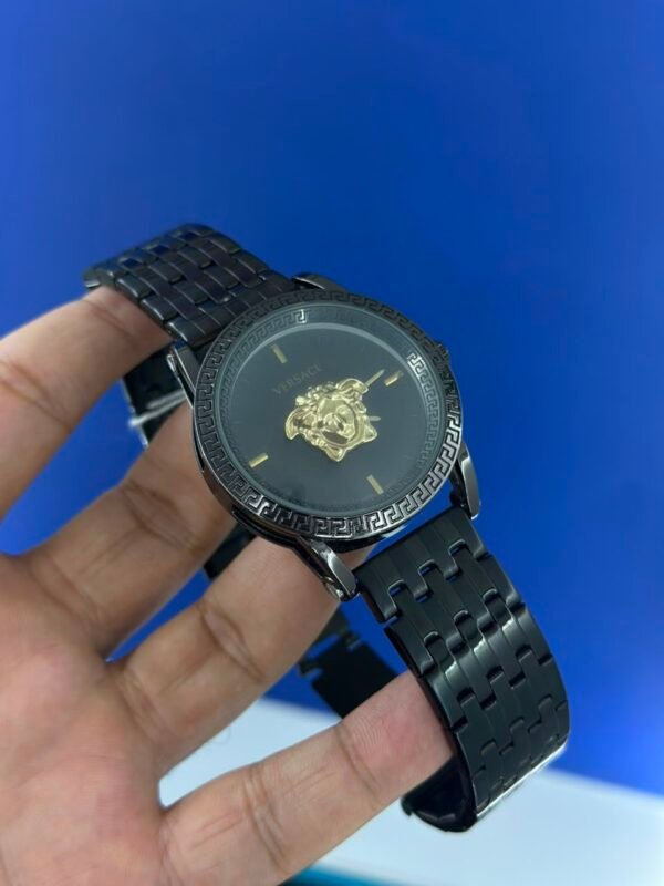 VERSACE